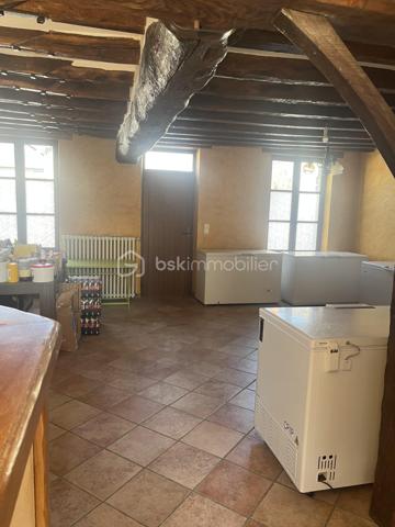 Local commercial de 150 m²