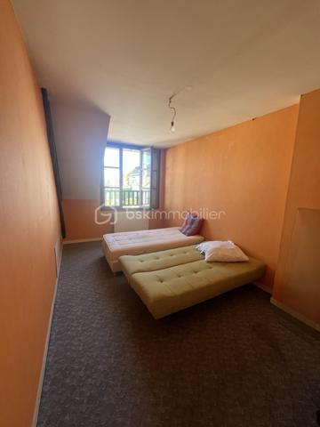 Local commercial de 150 m²