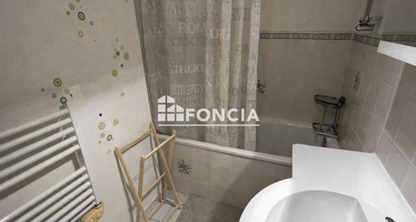 À vendre Maison 4 pièces 73.99 m² - Chasseneuil-du-poitou 86360