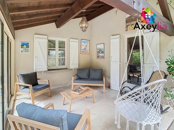 Saint-Bonnet-des-Quarts (42310) A VENDRE - A 25 KM DE ROANNE - MAISON EN PIERRES SUR TERRAIN AVEC PISCINE ET JARDIN