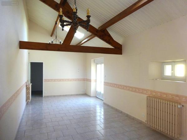 Maison de ville à vendre à Nogent-le-Rotrou dans l'Eure-et-Loir (28400), ref : NOG 989
