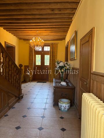 Propriete à vendre 8 pièces proche de LOCHES (37)