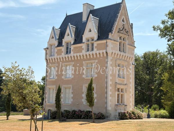 Propriete à vendre 8 pièces proche de LOCHES (37)