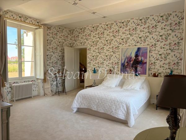 Propriete à vendre 8 pièces proche de LOCHES (37)