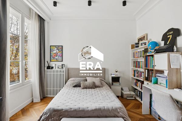 Appartement Paris 5 pièce(s) 187 m2