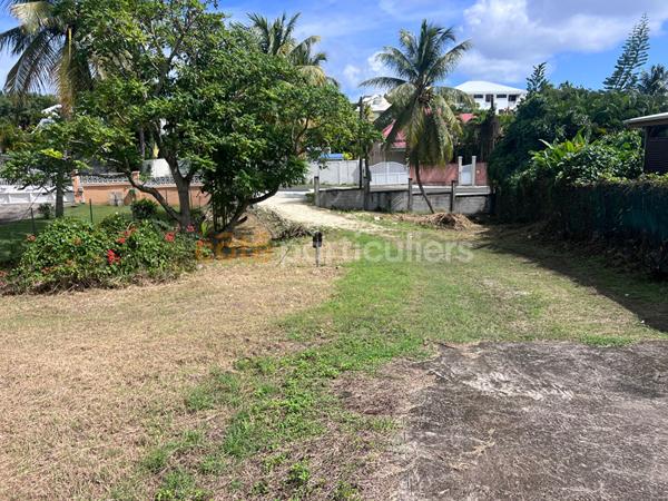 Vente Terrain2826 m² - SAINTE ANNE (97180)