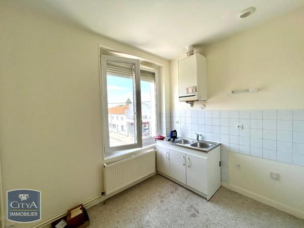Appartement à louer 2 pièces 41.5m² Péronnas (01960)