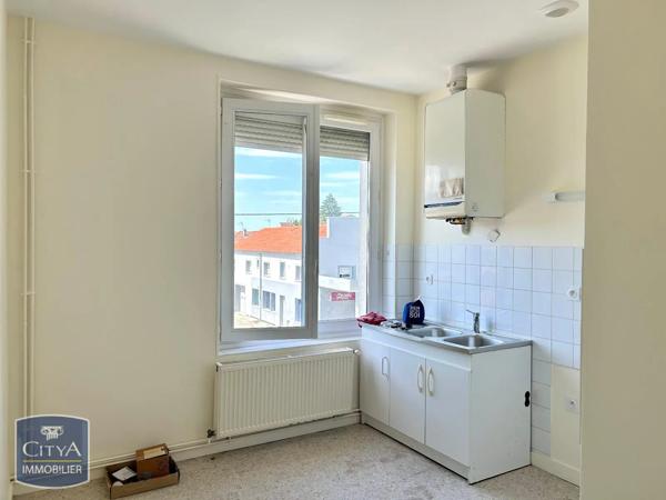 Appartement à louer 2 pièces 41.5m² Péronnas (01960)