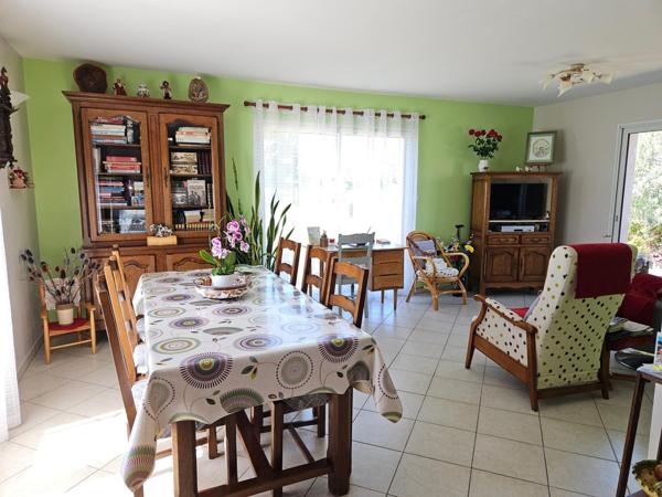 Maison à Argentonnay, 79150 - 5 pièces 93m²