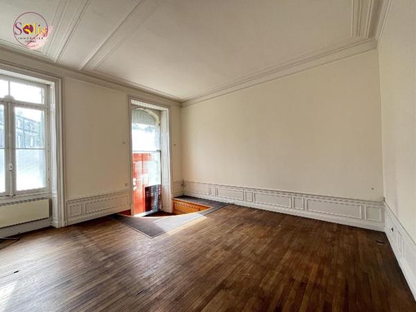 Bureaux de plain pied en centre ville de COGNAC ! Profitez ...