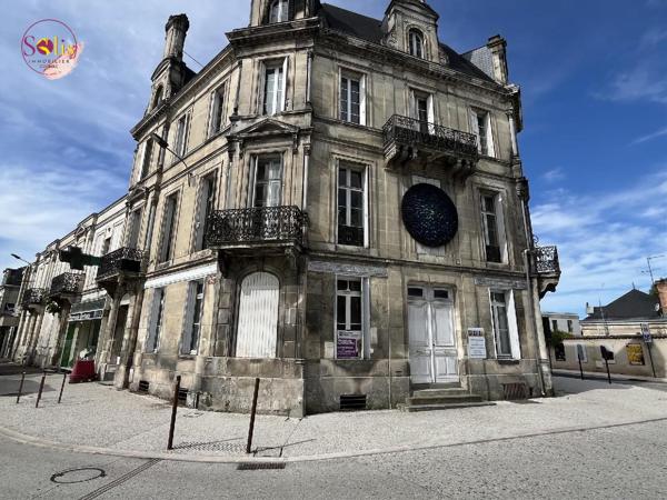 Bureaux de plain pied en centre ville de COGNAC ! Profitez ...