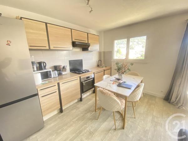 Appartement F3 à vendre  3 pièces - 60 m2 TOULON - 83