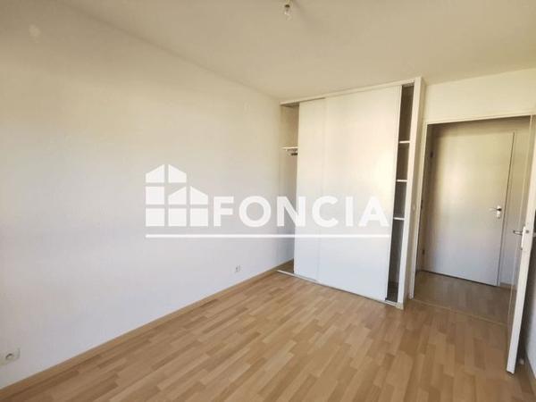 Location Appartement 3 pièces 54.82 m² - 2 RUE DU DOCTEUR ROUX Tarbes 65000