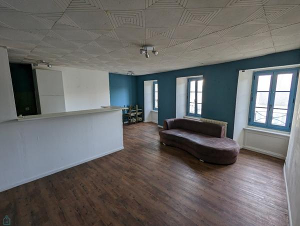 Immeuble en centre ville proche de la Laïta à Quimperlé