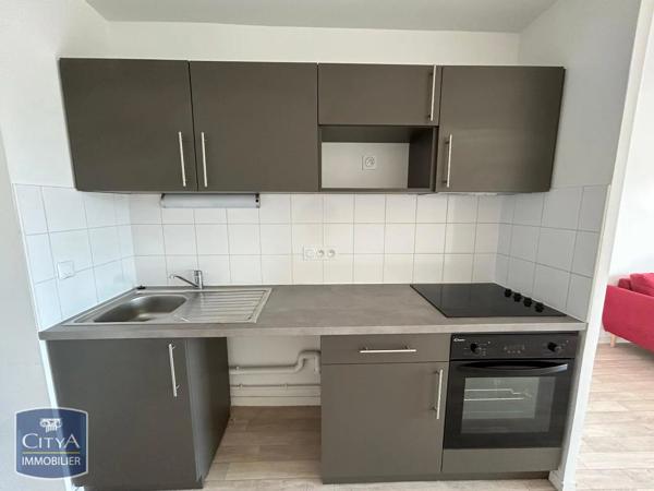 Appartement à louer 3 pièces 63.4m² Tours (37100)