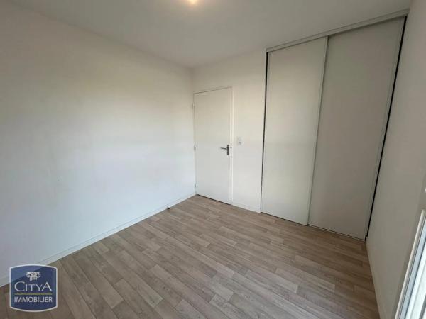 Appartement à louer 3 pièces 63.4m² Tours (37100)