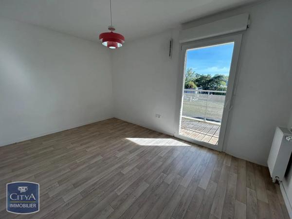 Appartement à louer 3 pièces 63.4m² Tours (37100)
