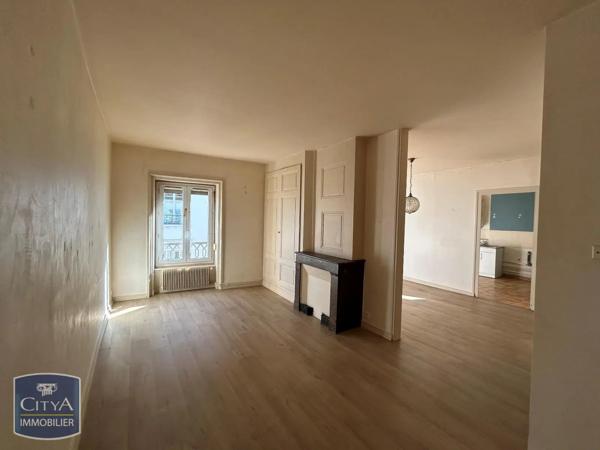 Appartement à louer 3 pièces 83.52m² Villefranche-sur-Saône (69400)