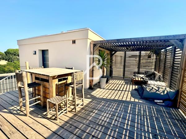Carnon Plage (34130) CARNON PLAGE - VILLA TOIT TERRASSE - 150 m2 - 4 Suites - GARAGE - PISCINE