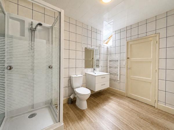 Maison Premery centre ville  30min Nevers  132m2 5 pieces annexes