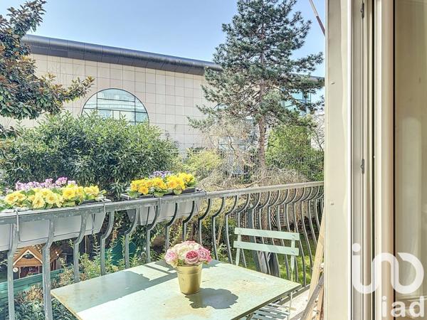 Appartement 2 pièces de 52 m² à Neuilly-sur-Seine (92200)