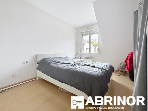 Appartement T2 Loué – 41 m² – Balcon – Parking – Proche commodités RUE