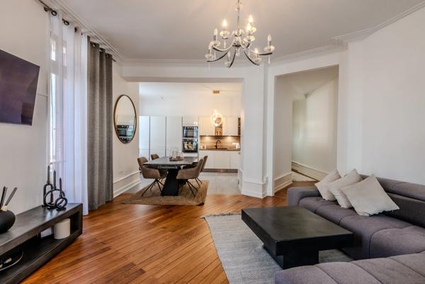 Appartement à vendre 3 pièces de 81 m2 ANNEMASSE (74)