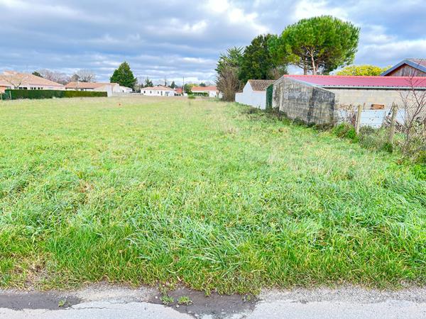 Terrain Arvert 512 m2 | LA TREMBLADE IMMO