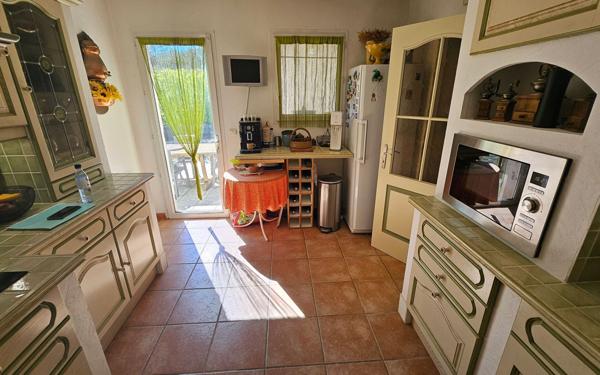 Maison à vendre    5 pièces • 150 m2 La Bouilladisse