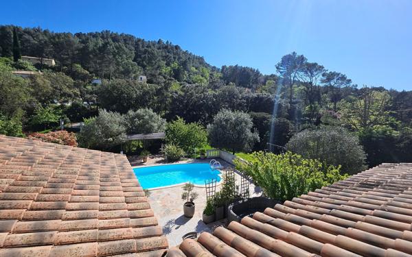 Maison à vendre    5 pièces • 150 m2 La Bouilladisse