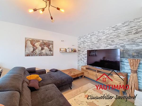 Annecy (74940) Attique T3 75 m² dernier étage avec terrasse, cave et garages possibles – Annecy Minoterie