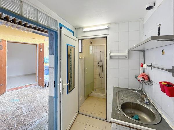 Maison de plain pied avec piscine, chemin de Sormiou