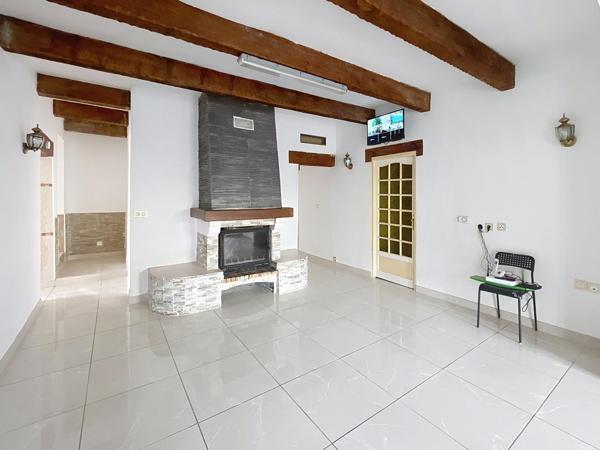 Maison de plain pied avec piscine, chemin de Sormiou