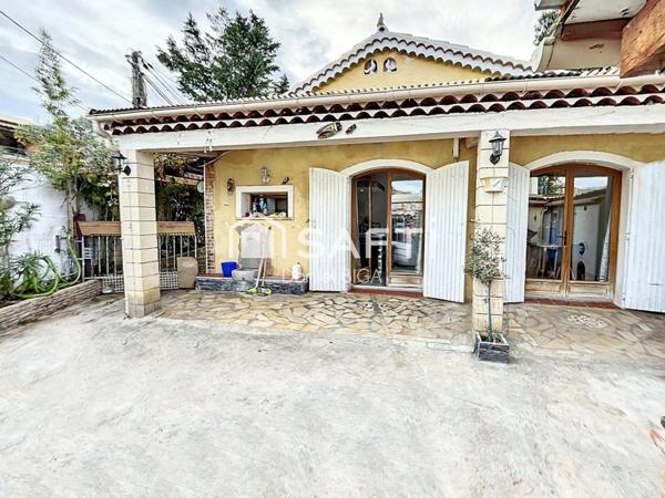 Maison de plain pied avec piscine, chemin de Sormiou