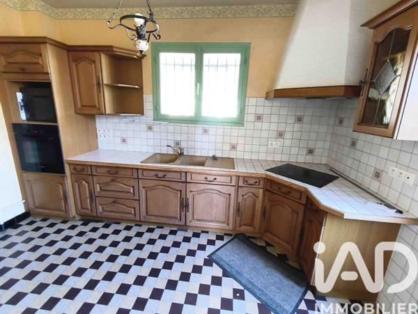 Maison à vendre 6 pièces 137 m² Luisant