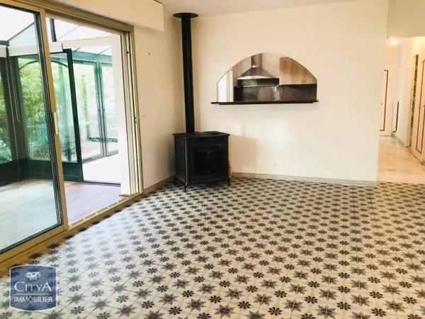 Maison à louer 4 pièces 97.55m² Mandelieu-la-Napoule (06210)