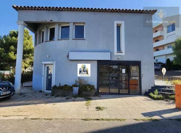Location Local commercial à La Seyne-sur-Mer