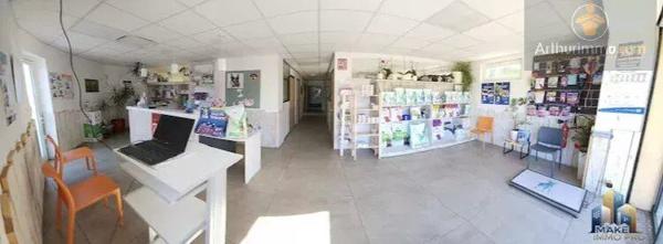 Location Local commercial à La Seyne-sur-Mer