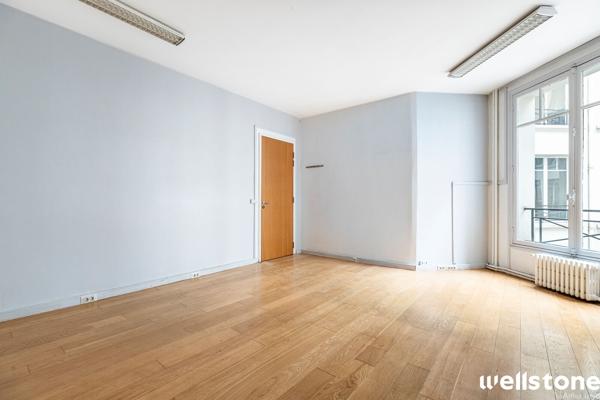 Bureaux à louer à PARIS 75008