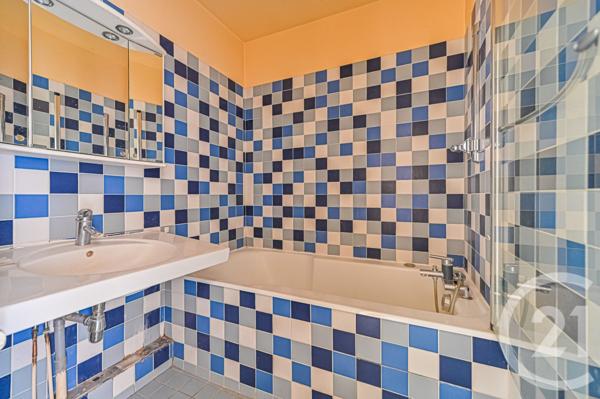 Appartement T2 à vendre  2 pièces - 46,94 m2 PARIS - 75016