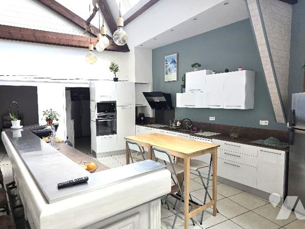 Appartement 204 m² – 5 chambres – Proche hôpital – Vichy