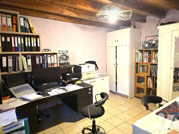 Appartement 204 m² – 5 chambres – Proche hôpital – Vichy