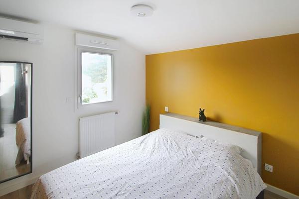 AUCAMVILLE Centre : Villa T4 duplex récente