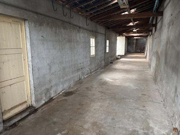 Atelier / garage Montbazon 80 m2