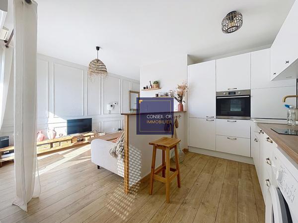 Charmant appartement T2 meublé , Tassin la demi lune Charmant appartement T2 meublé , Tassin la demi lune
