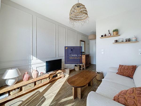 Charmant appartement T2 meublé , Tassin la demi lune Charmant appartement T2 meublé , Tassin la demi lune