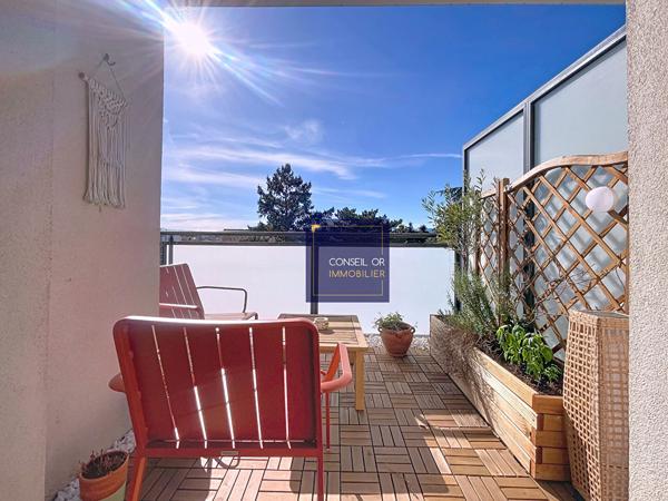 Charmant appartement T2 meublé , Tassin la demi lune Charmant appartement T2 meublé , Tassin la demi lune