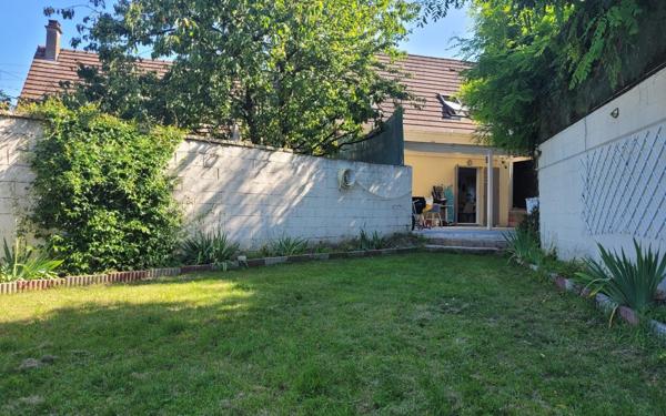 Maison à vendre    5 pièces •  Creil