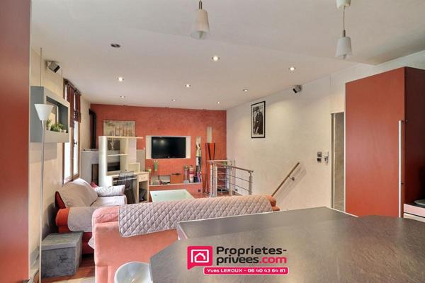 GRAND TYPE 2 Annecy Romains PARKING PRIVÉ