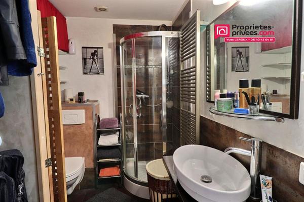 GRAND TYPE 2 Annecy Romains PARKING PRIVÉ